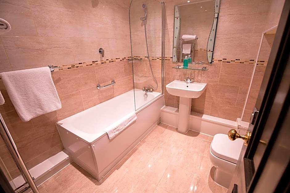 Harefield Manor Hotel