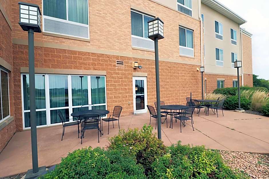 Fairfield Inn & Suites by Marriott Des Moines Airport