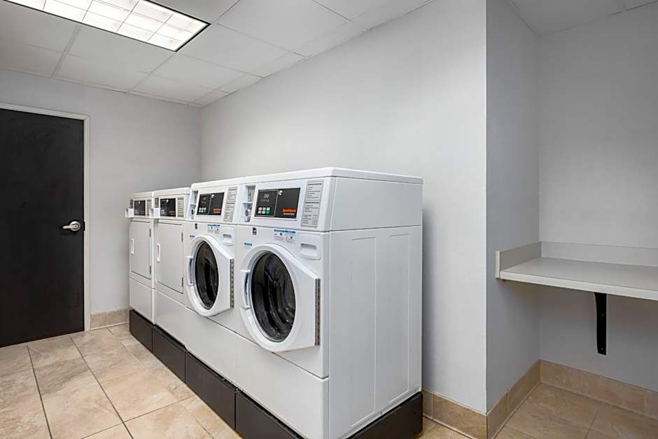 Courtyard by Marriott Auburn