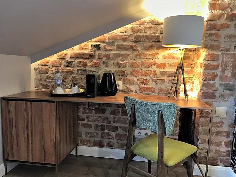 SLEEPWELL NOWY ŚWIAT - entrance from Ordynacka 14St, through the courtyard