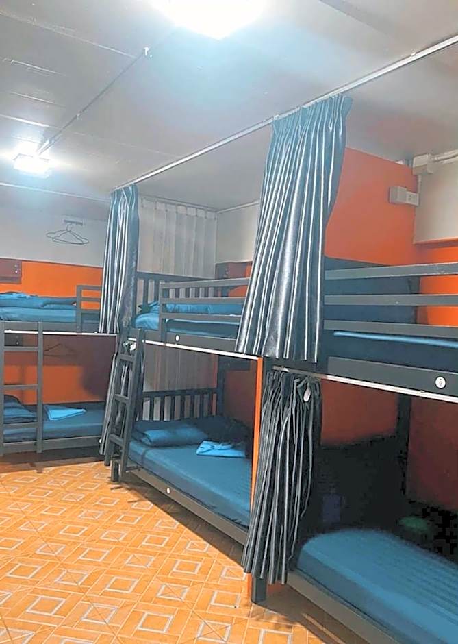 Voyagers Hostel