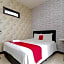 RedDoorz Syariah near Green Park Jatiwarna