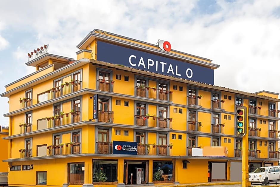 Capital O Hotel Central