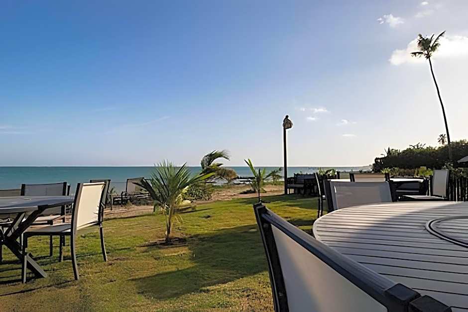Oka Milagres Cond. Seaside for 08 People