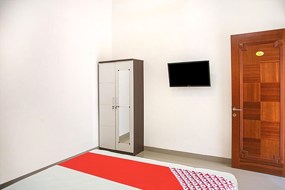 OYO 3438 Pasir Padi Inn