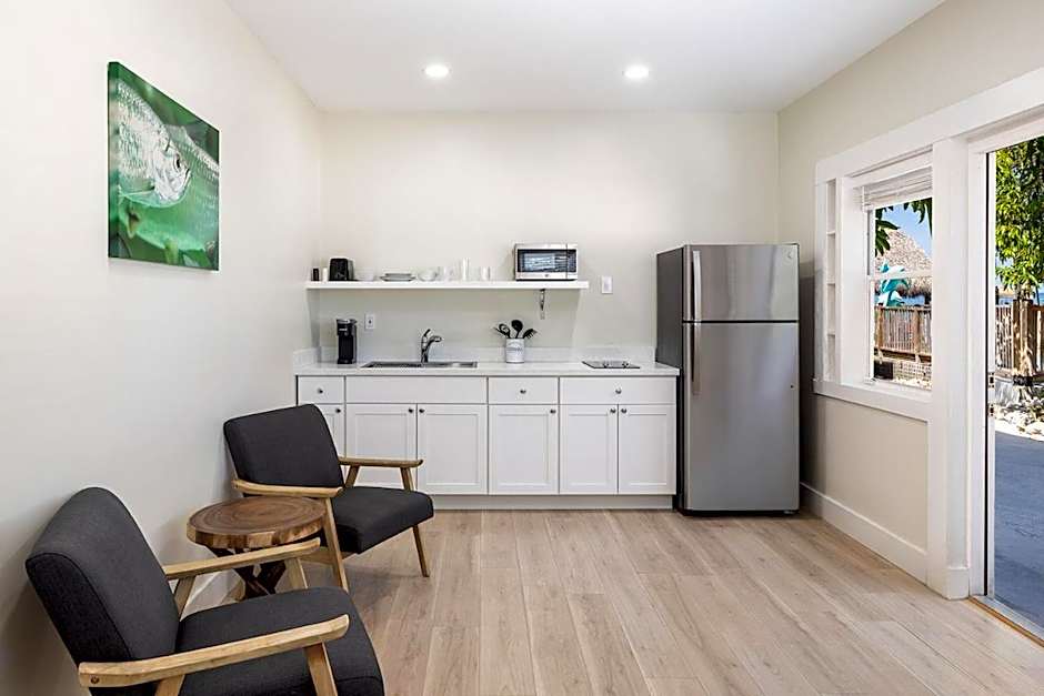 Conch Key Fishing Lodge & Marina