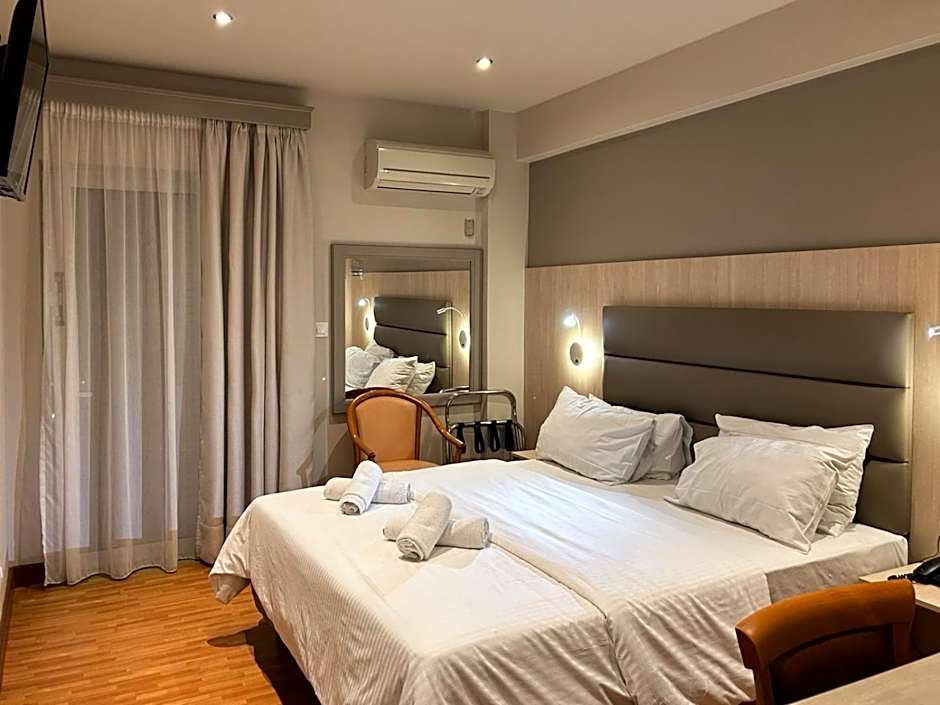 Anemoni Piraeus Hotel