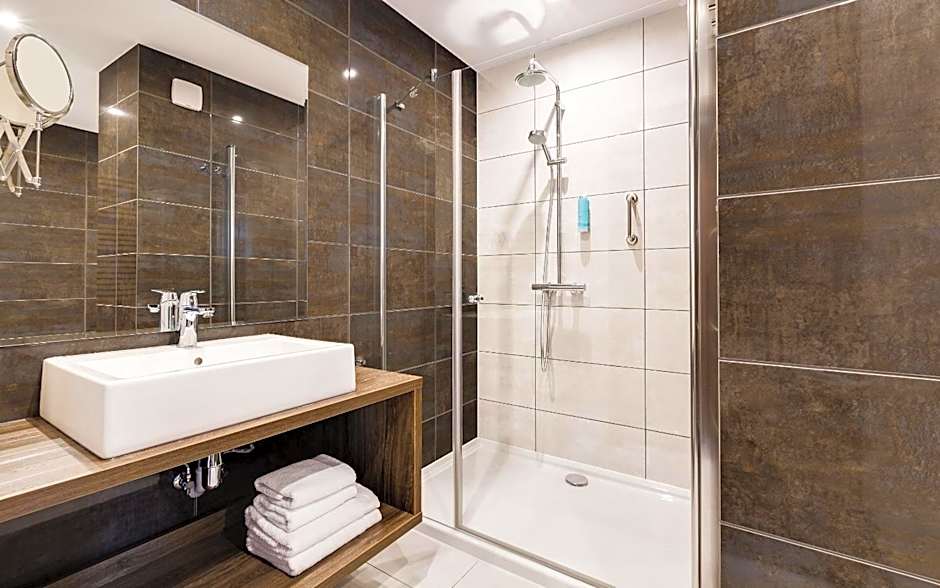 Hotel Konradówka Wellness & SPA - 300 metrów do centrum