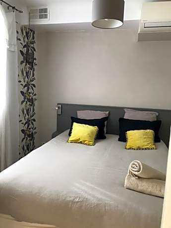 Two-Bedroom Apartment (4 Adults)