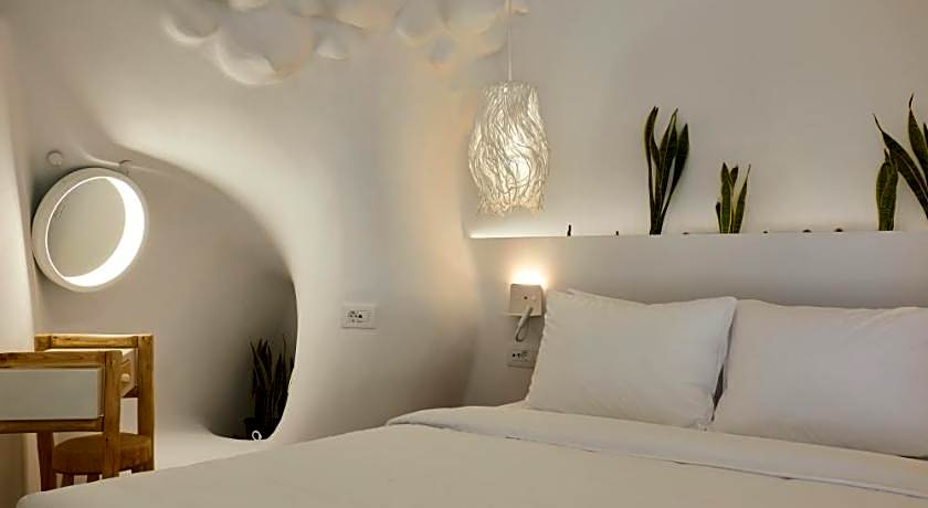 Theano Cave Suites & Villas
