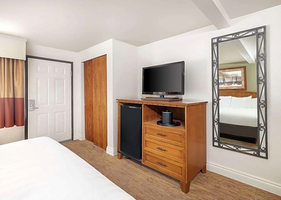 Best Western Red Hills