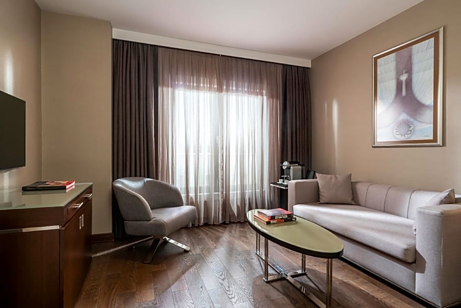 Suite, Terrace — 8 fotoğraftan 1. fotoğraf
