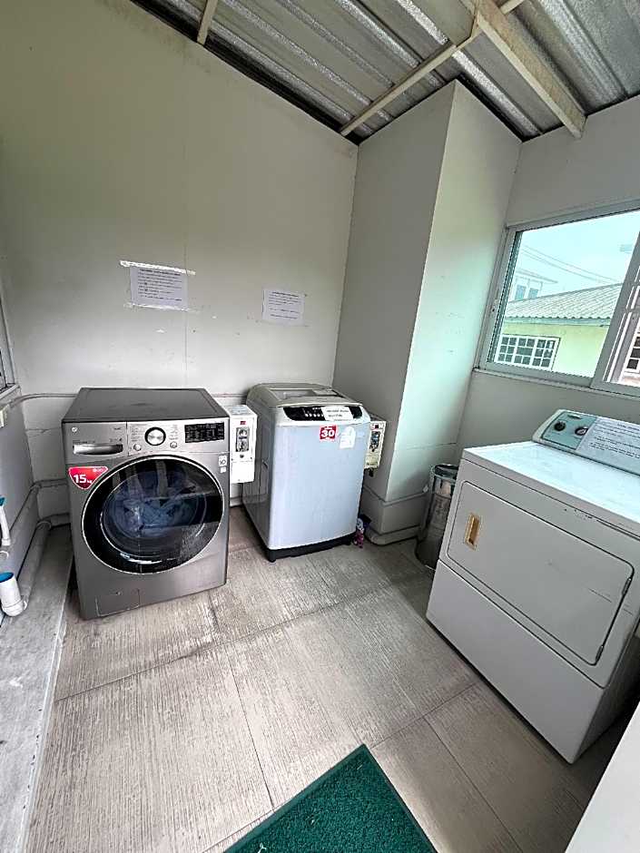 Des Res Hotel and Residence