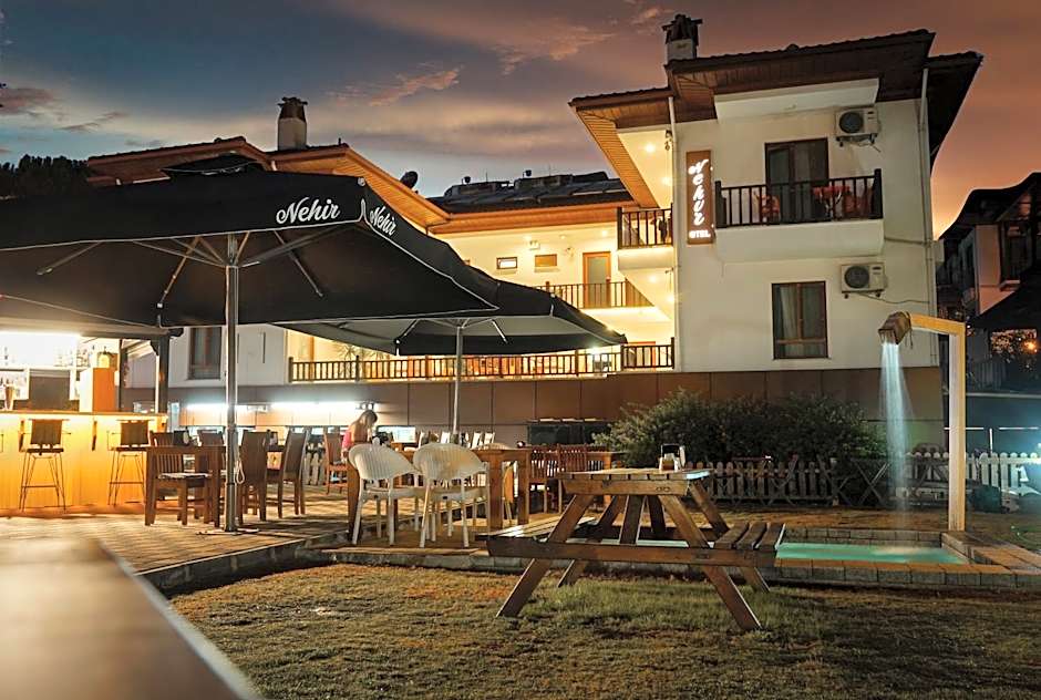 Akyaka Nehir Butik Otel