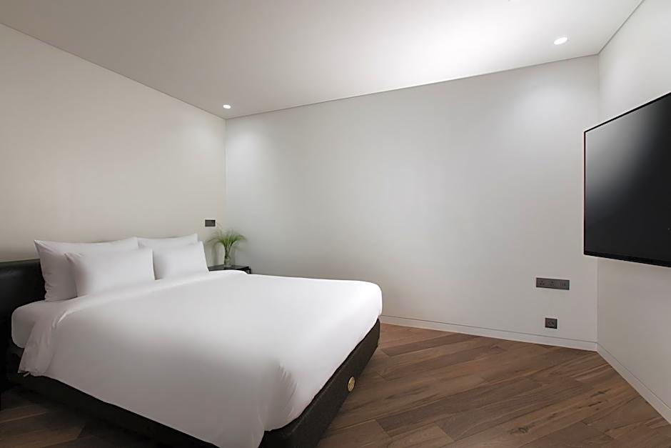 SR Suites Pangyo