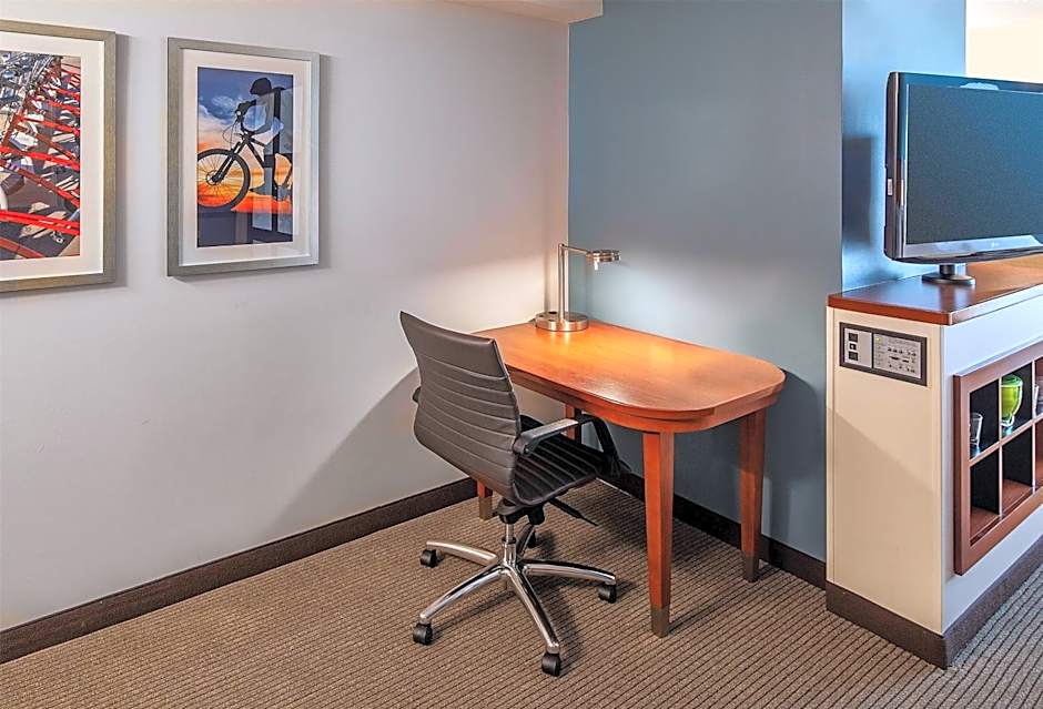 Hyatt Place Madison Downtown