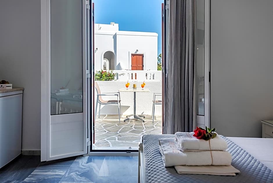 Irene Hotel - Beachfront