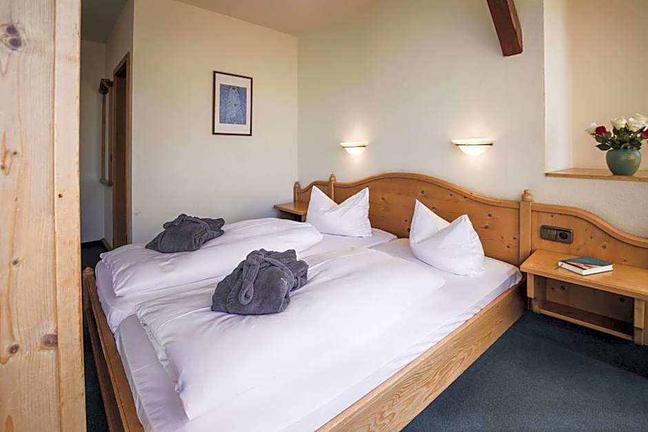 Berghotel Friedrichshöhe - Sauna, Pool & Natur