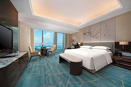 Guest room, 1 King, Mountain view