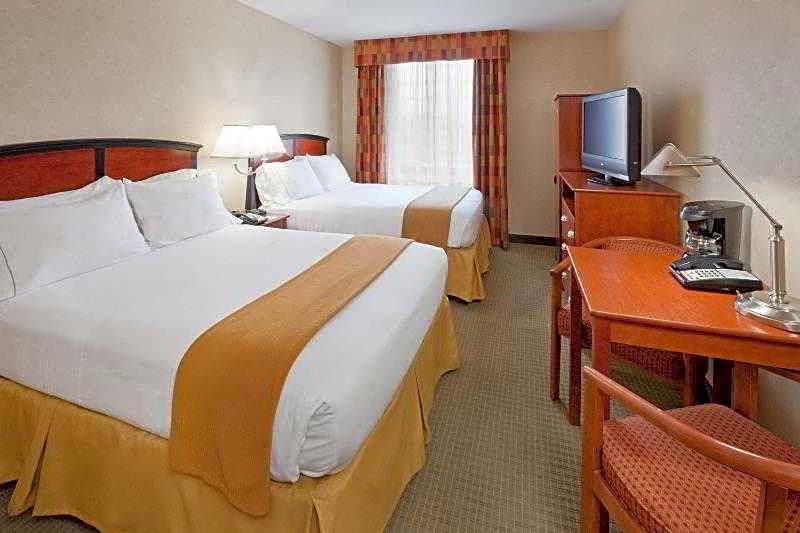 Red Lion Inn & Suites Brooklyn