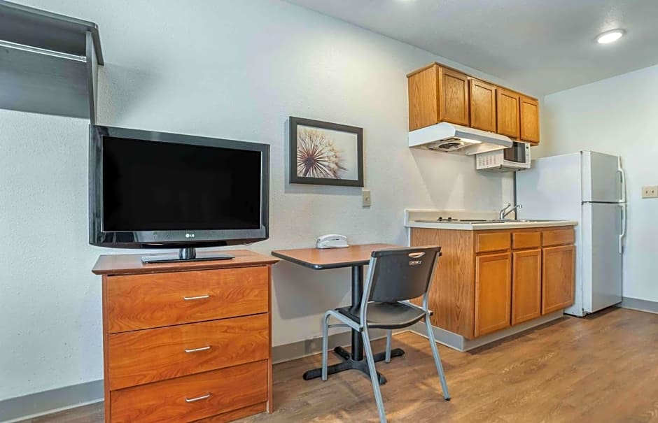 Extended Stay America Select Suites - Jackson - South