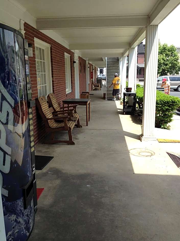 Motel Town House