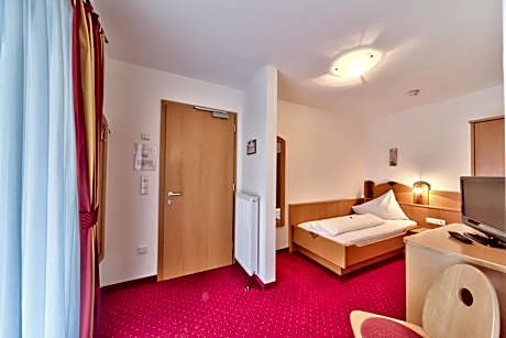 Single Room with Balcony