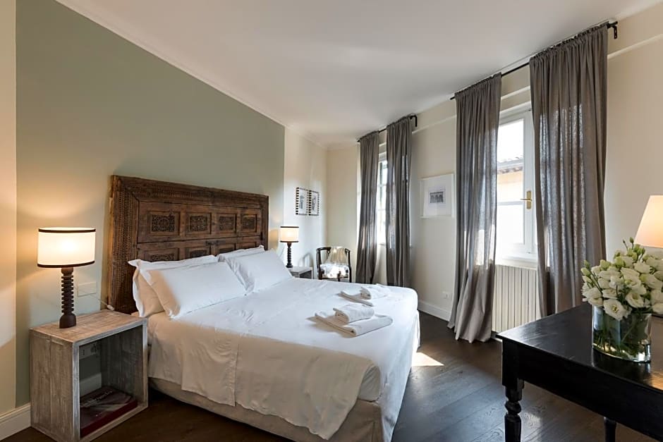 Novella Goldoni Suite-by Florence Concierge