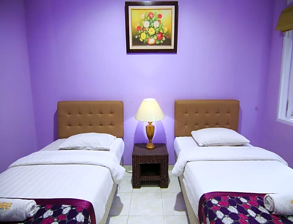 Hotel Signature Mandala Kencana