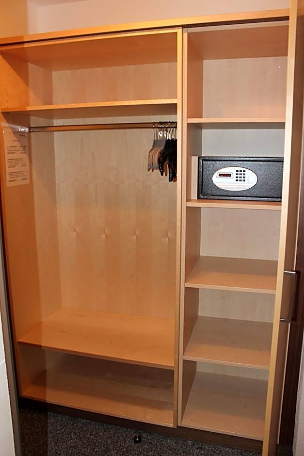 Haus Alpina & Landhaus Schöpf