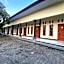 OYO Life 93155 Wisma Sarah