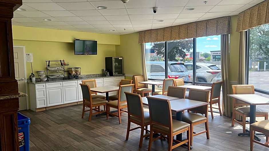 Super 8 by Wyndham Albany