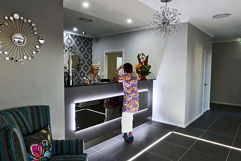 Aastro Dish Motor Inn