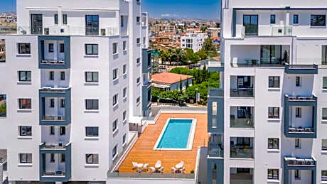 Larvella Estia Luxury Suites