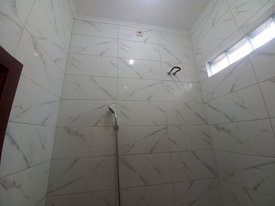 SPOT ON 92415 Bima House Syariah