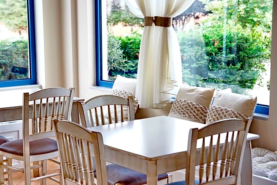 Ammos Boutique Hotel