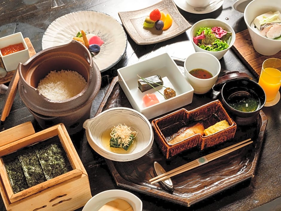 Akan Tsuruga Bessou Hinanoza