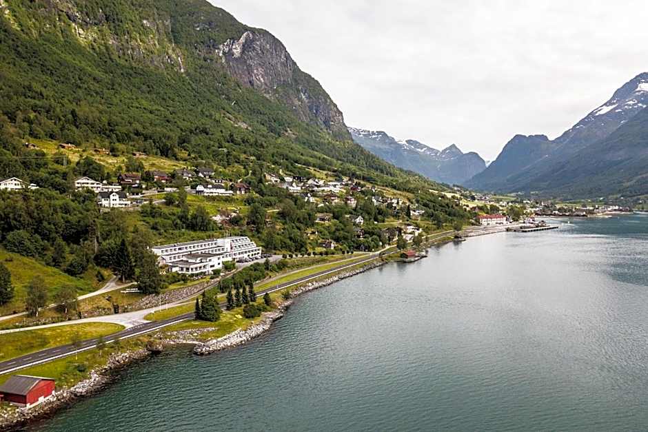 Olden Fjordhotel