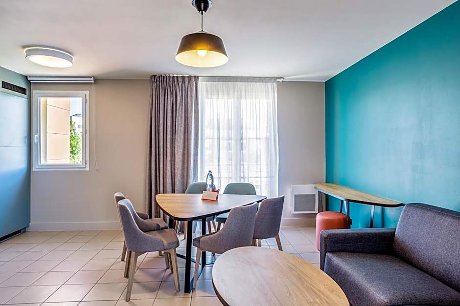 Appart'City Confort St Quentin En Yvelines - Bois D'Arcy