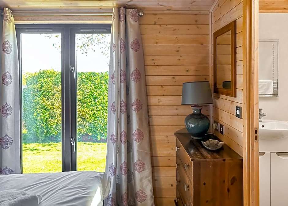 Belan Bach Lodges
