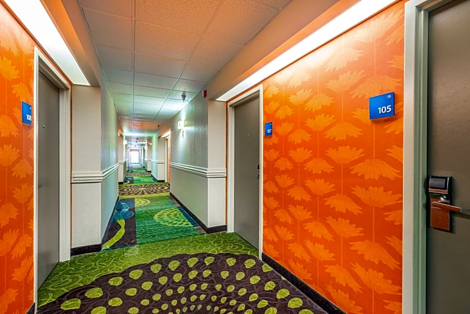 Holiday Inn Express Saint Simons Island, an IHG Hotel