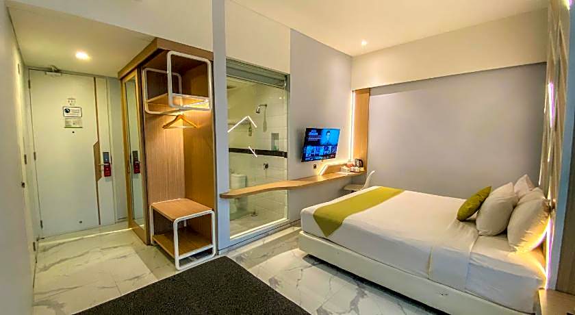 Facade Hotel by Azana