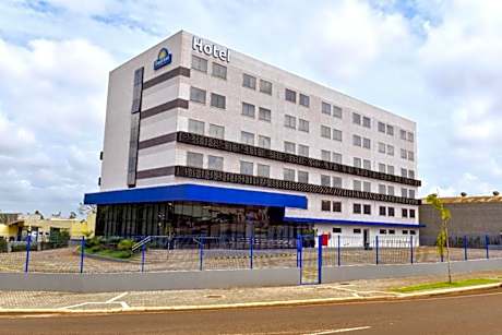 Days Inn By Wyndham Cascavel