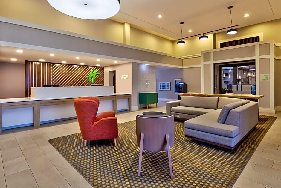 Holiday Inn Westbury-Long Island by IHG