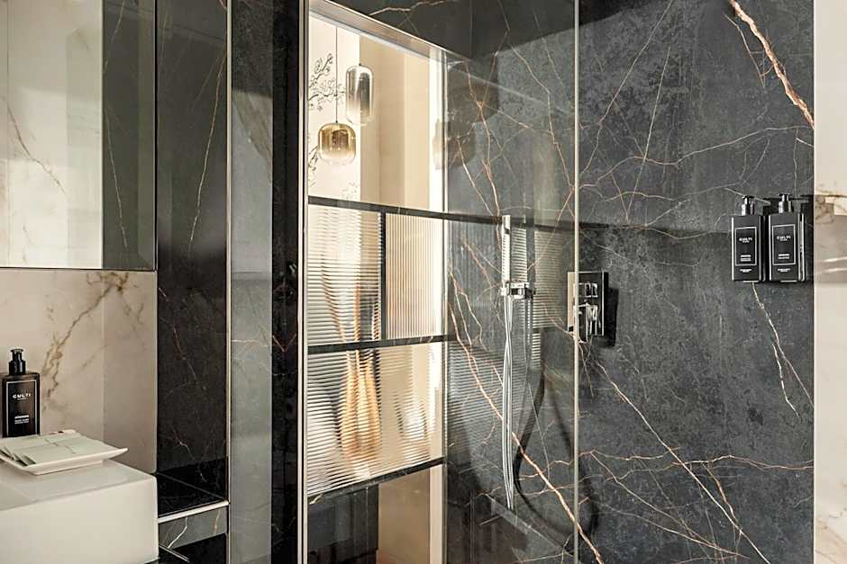 Hotel Helvetia Thermal Spa