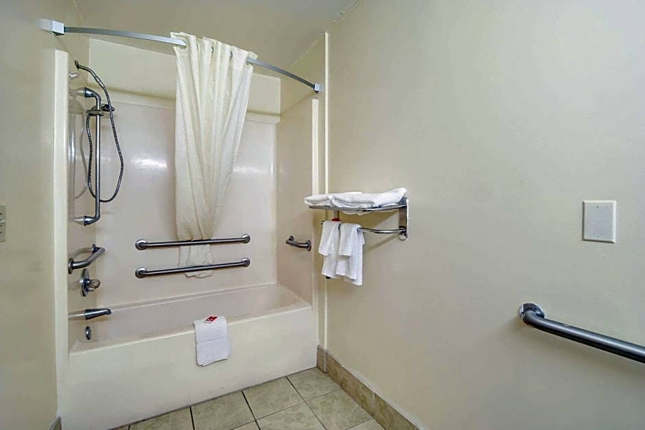 Econo Lodge Santee