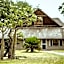 Unyati Safari Lodge