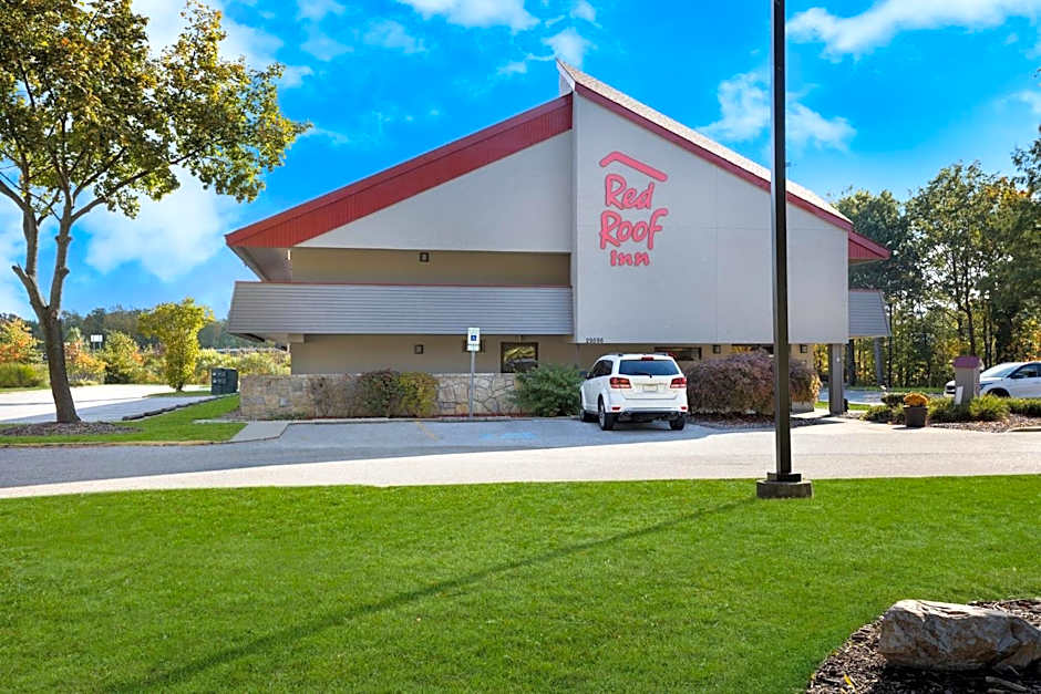 Red Roof Inn Cleveland - Westlake