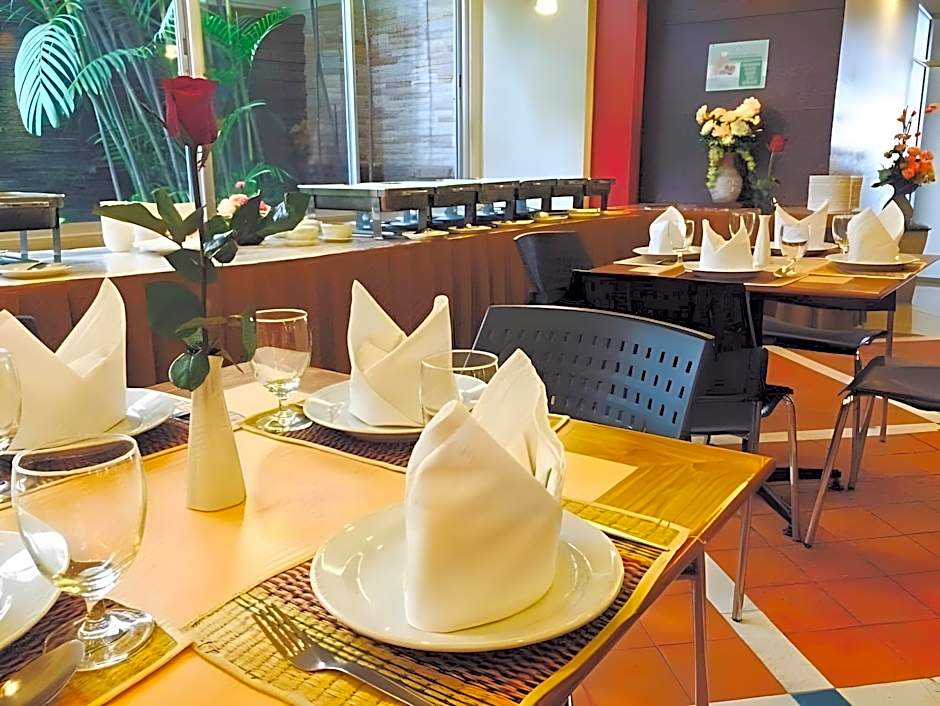 Hatyai Golden Crown Hotel