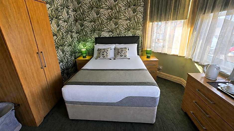SmartsWay Hotel & Wellness